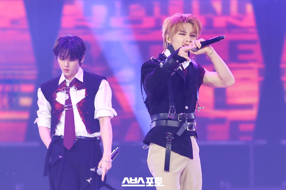 SBSNOW_PHOTO's tweet photo. [SBS 현장포토]
2023 SBS 가요대전

#SBS #가요대전
#스트레이키즈 #StrayKids
#스브스포토 https://t.co/23ZT85oLNZ