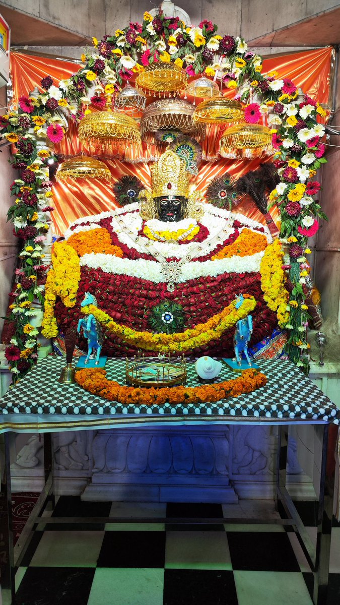 ashi_narang's tweet photo. Hare Krishna Hare Krishna
Krishna Krishna Hare Hare,
Hare Ram Hare Ram
Ram Ram Hare Hare !!

#chulkana #livedarshan
#khatu #barbarik
#7Jan2024 #khatushyam #khatunaresh #varindavan #mathura #kunj #chulkana
#panipat #smalkha #modeltown https://t.co/zrVNMZ3DjL