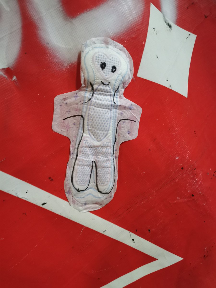 Bar83Bar's tweet photo. A alguien le salió este muñecote en la rosca 😂😂 https://t.co/b8XmPkDvCp