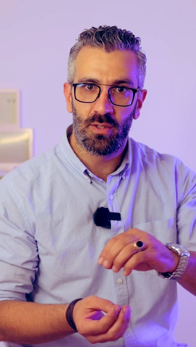 اصنع روحك بروحك..
و الفرصة انت دورها، ما تستناش انها تجيك لعندك.