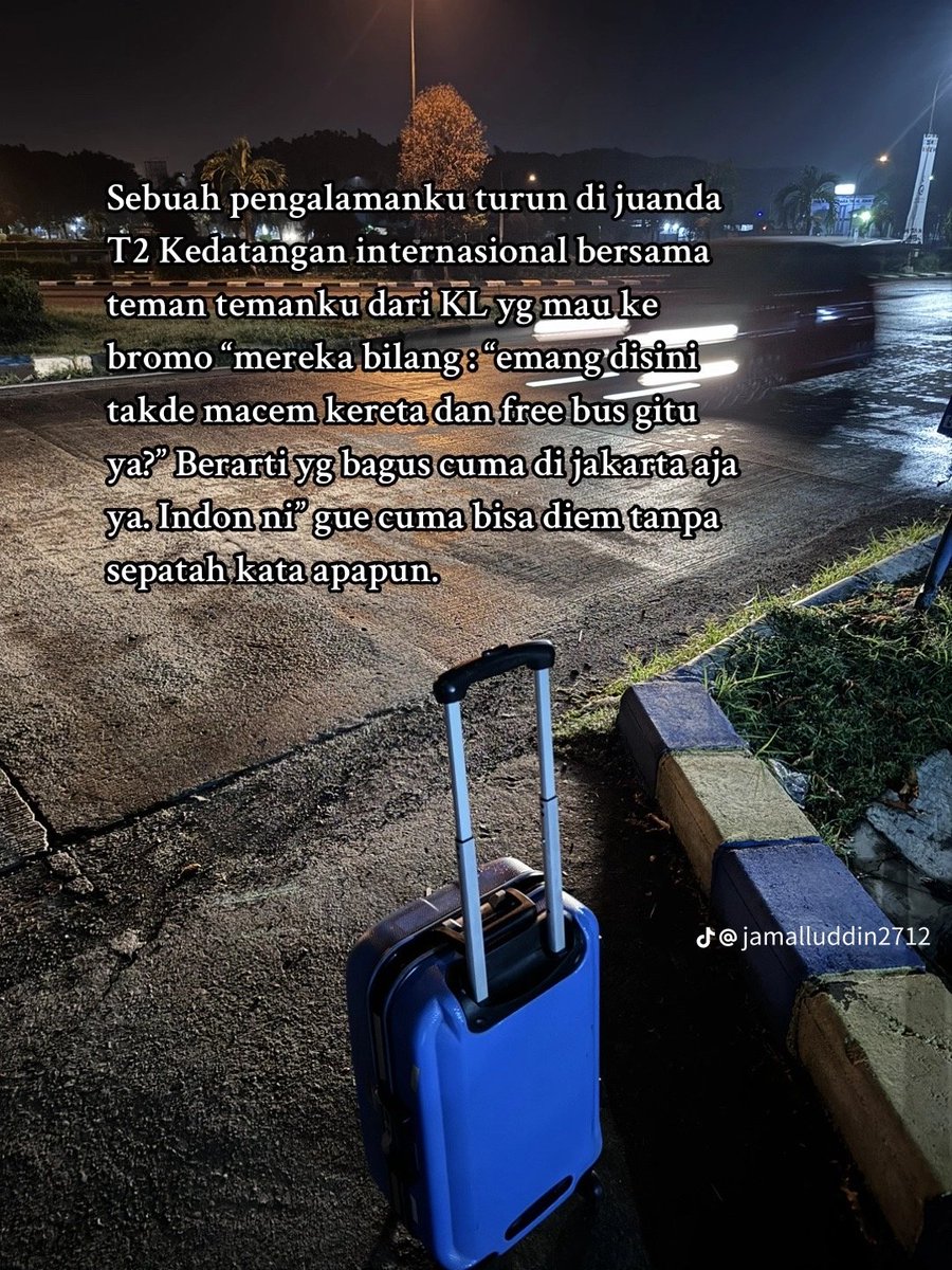 tfsurabaya's tweet photo. Aslii sih malu banget 🥺 semoga 2024 dapet pemimpin yg lebih fokus ke transportasi umum ternyata di wilayah besar jatim yg butuh sekali akan moda transportasi itu. 

Repost @jamaluddin2712 (Tiktok) https://t.co/9o8ZeEGamv
