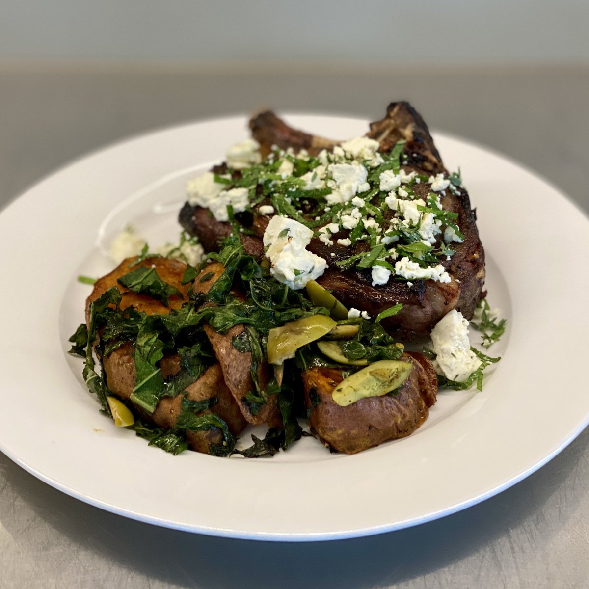 CallissClan's tweet photo. Thyme & feta hogget #NigelSlater #TheKitchenDiaries & roast sweet potatoes with cayenne & kale #DianaHenry #FromTheOvenToTheTable went very nicely together #mymenuplan https://t.co/XiOYU7CDC7