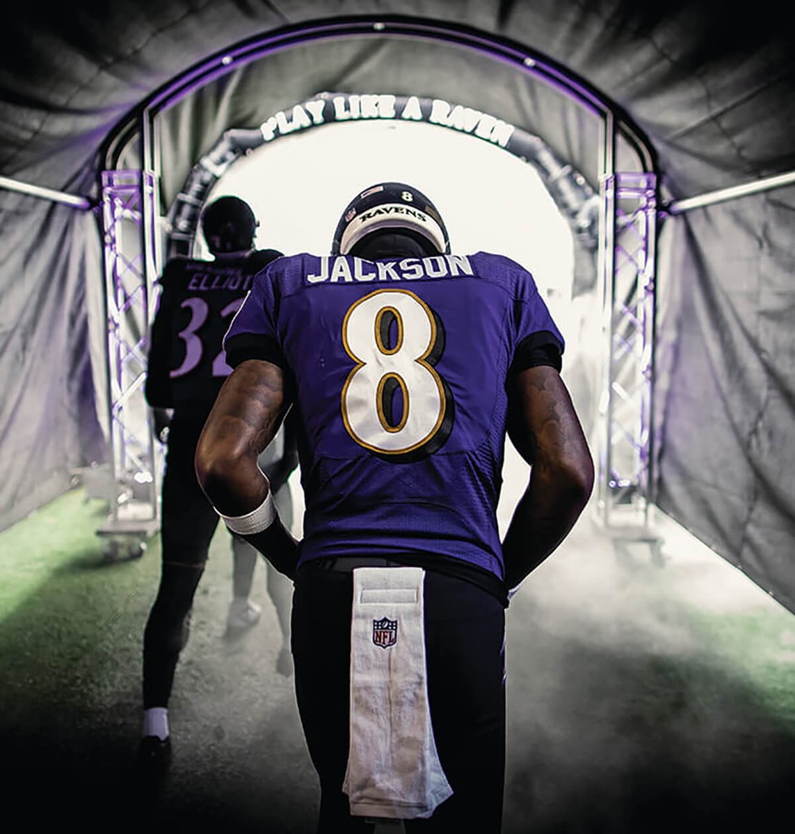 scottishravens's tweet photo. It turns out that 1997 was a vintage year. 
We'd like to wish our Quarterback Lamar Jackson a very Happy 27th birthday today. 
A Super Bowl winner in the making. 
A finely tuned athlete. 
And an all round good guy. 
Baltimore loves you. 💜🎂💜 
#RavensFlock 🏴󠁧󠁢󠁳󠁣󠁴󠁿🏈🇺🇸
@Lj_era8 https://t.co/0XRDZl4WD0