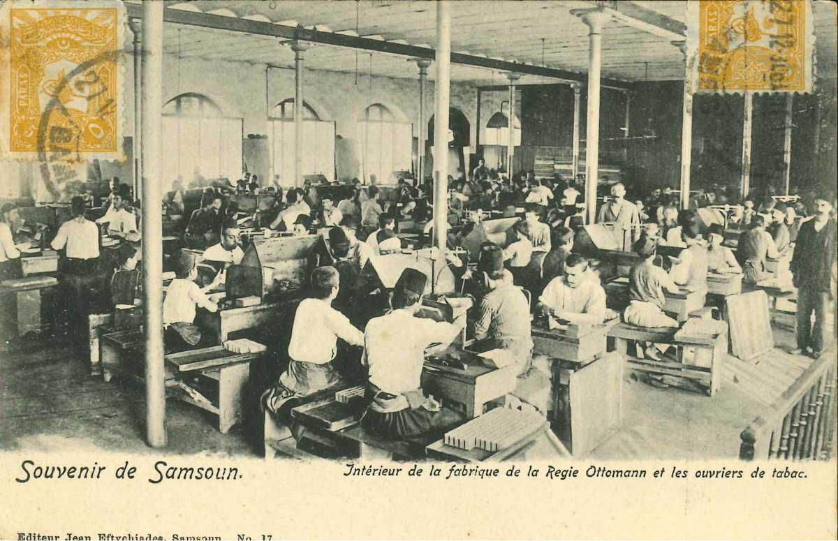 burakfilateli's tweet photo. Samsun tütün fabrikası, tütün tezgahlarında çalışan İşçiler, Kartpostal
Editör: Jean Eftychiades
#samsun #samsoun #regieottoman #tabac #tütün #osmanlıtekelidaresi #postcardcollection #auction
#müzayede https://t.co/cwBiuOWZix