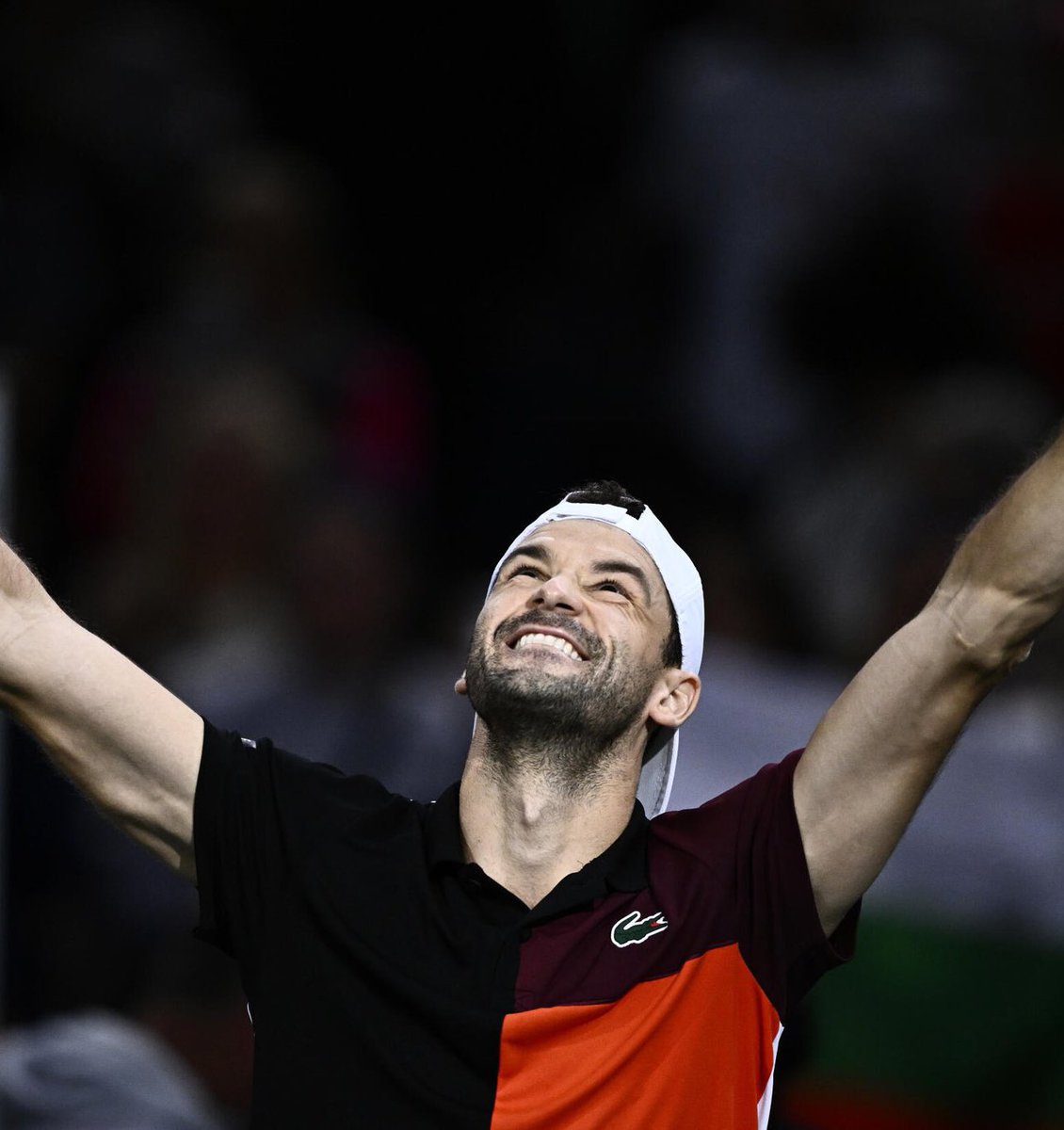 Grigor Dimitrov sonunda şeytanın bacağını kırdı. 2017 yılından sonra ilk kez kupa kazandı. Buna geçtiğimiz yıl 2 kez çok yaklaşıp finalde kaybetmişti. Ancak bu kez sezona kupayla girmeyi başarıyor. Oldukça da iyi bir hafta geçirdi.