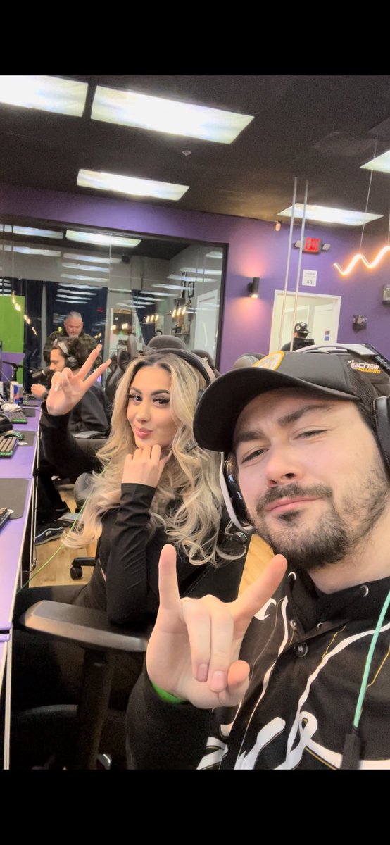 OutbreakCJ's tweet photo. Good Times and Great People! Had a blast at the LVI Lan!
Thanks @mskittycattt for being my Teammate! https://t.co/DImbabSMhg
