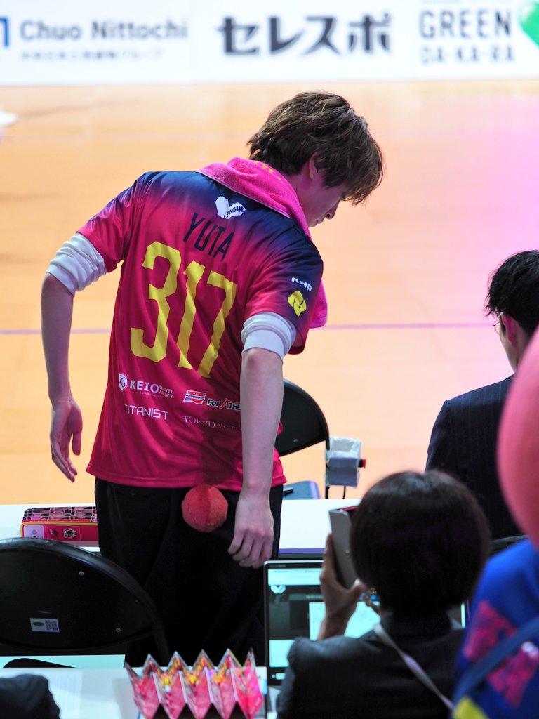 Roku_Volley's tweet photo. 玉森くん、グレベアのしっぽを装着です💗 https://t.co/rpkdGEIky0