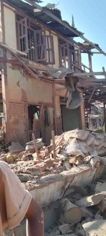 FreeKachin's tweet photo. 4 of 250lbs bombs were dropped from A5 fighter jet on Sunday church service in Kanan village in KhamPat, Sagaing-Chin border town near #India.  Killed 11 incl. children.  This is deliberate and targeting of #Christian faith during the day of worship and at the house of worship. https://t.co/LiPyDZEGLD
