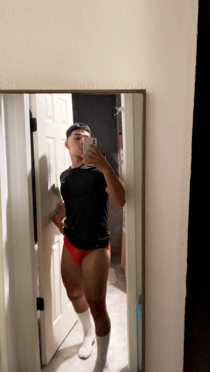 jo8brian's tweet photo. Una para el maldito antojo ❤️💋 https://t.co/tCwM82bj0s