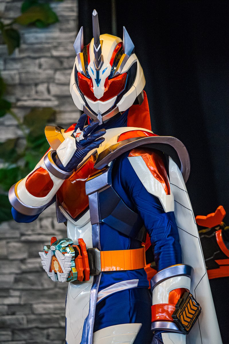 仮面ライダーガッチャード　仮面ライダーマジェード　グッズセット Amazon.co.jp: 仮面ライダーガッチャード『DXアルケミス