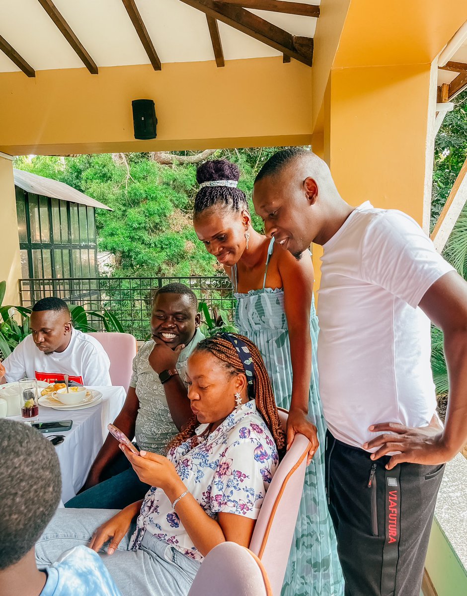 hotelnumber5ug's tweet photo. Weekends are best spent indulging in good food and great company: a recipe for happiness and contentment.
#hotelnumber5 #weekendshere https://t.co/U6Vc7wkO8N