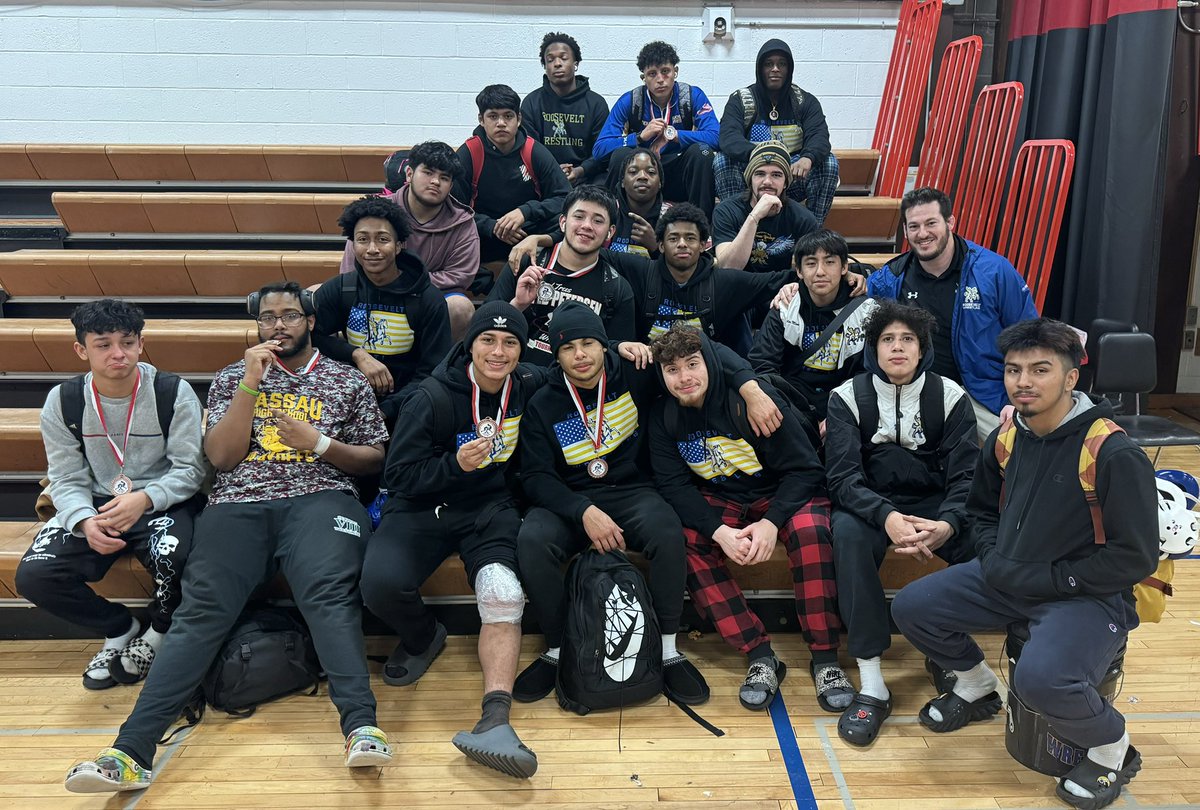 _RRWrestling's tweet photo. The Rough Riders varsity wrestling team took the perseverance to a new level this weekend! After a tough loss Friday night, they go out and earn 9 medals,a 4th place team finish and numerous upsets over top ranked opponents at the Ted Peterson tourn. @SuptWortham @RooseveltUfsd https://t.co/LbuqTM3i94
