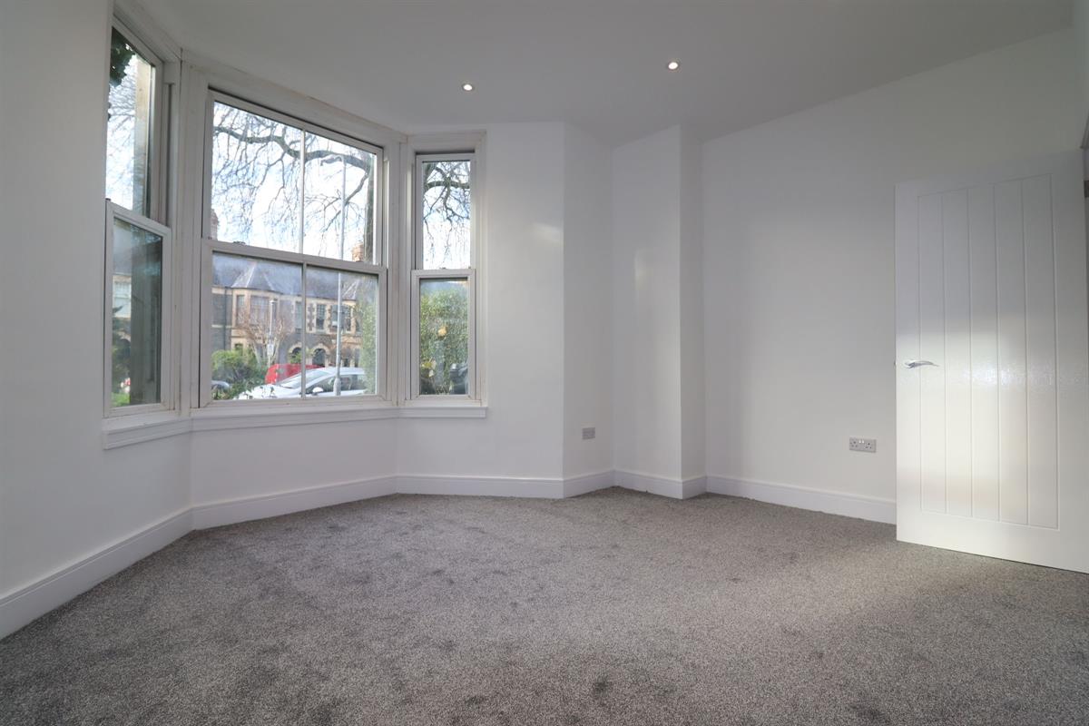 thegrayhouseltd's tweet photo. Brand new fully renovated energy efficient one bedroom unfurnished flat Plasturton Avenue, Pontcanna, Cardiff. Rent £1,400pcm. Deposit £1,500. EPC C77. #cardiffrental #cardiffproperty #cardiffflats #pontcanna #cardifflettings #cardiffflats #cardiffapartments #cardiffproperties https://t.co/z6LpKiirG2