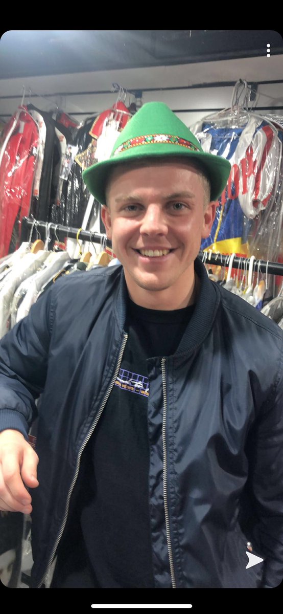 ROYAL FURLONG 2-2 REDGATE

Frustrating morning for the lads, dominating the ball for the majority of the game but struggling find the back of the net.

Goals -
<a href="/shayfinn7/">Shay</a> ⚽️
Gaffer ⚽️

MOTM - Judder 

Solid performance from left back and picking up an assist⚽️ 

UTF❤️