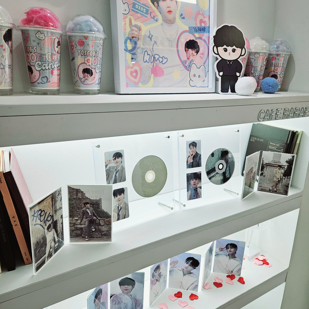 y2s_jj's tweet photo. 파스텔톤으로 아기자기하게 디피된게 너무 예뻤구 영상보면서 다같이 추억여행하느라 시간가는줄을 모르고 눌러 앉아버렸다😂
#요섭이네_코튼캔디샵_놀러와요 https://t.co/cVJ6a83avT