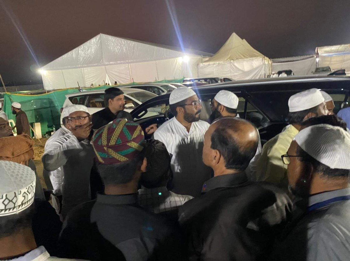 syedsulaiman92's tweet image. On the instructions of @aimim_national President Barrister @asadowaisi, #AIMIM MLAs @Md_MajidHussain @kausarmohiuddin @MohdMubeen58 attends Tablighi Jamaat Deeni Ijtema at Pargi, Vikarabad, Telangana.

#pargi #pargiijtema #ijtema #deeniijtema #tablighijamaat #tablighijamaatijtema