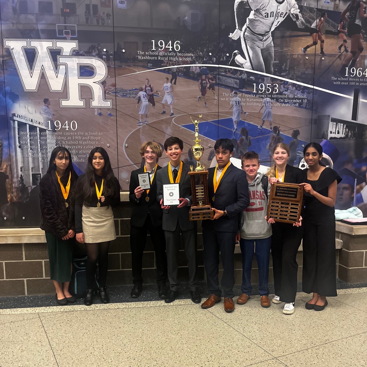 An amazing and long weekend in Topeka ends with a Sunflower Novice State championship!

BVN takes 1st place in team sweepstakes with 15 wins.

Brooks &amp; Likhitha - 3-2
Raazia &amp; Samyuktha - 3-2 - octos
Cam &amp; Maira - 4-1 - quarters
Ajay &amp; Drew - undefeated champions!!