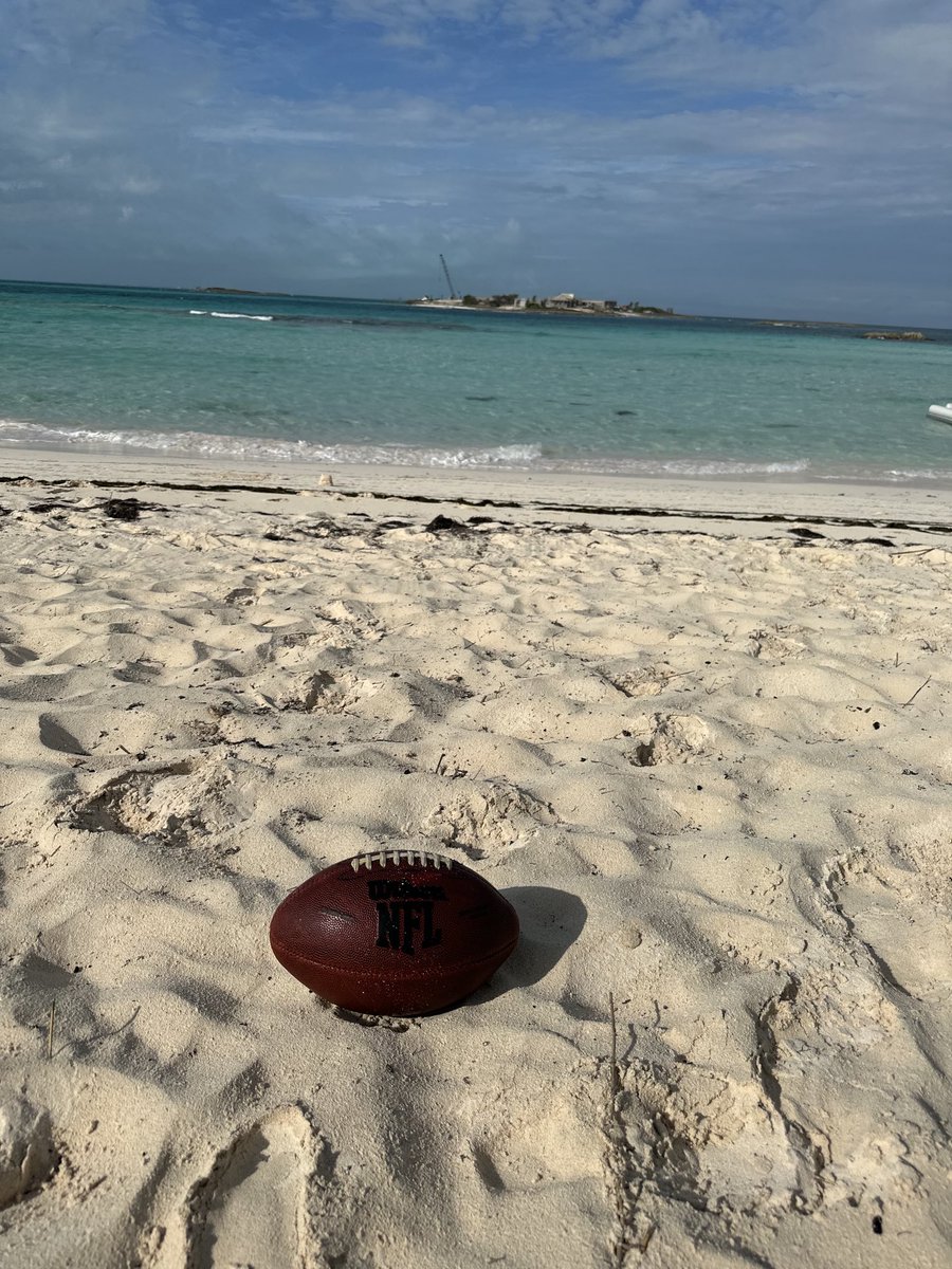 Lane_Kiffin's tweet photo. #TransferToTheSip then on to the ⁦@NFL⁩ https://t.co/G0PW167k2G