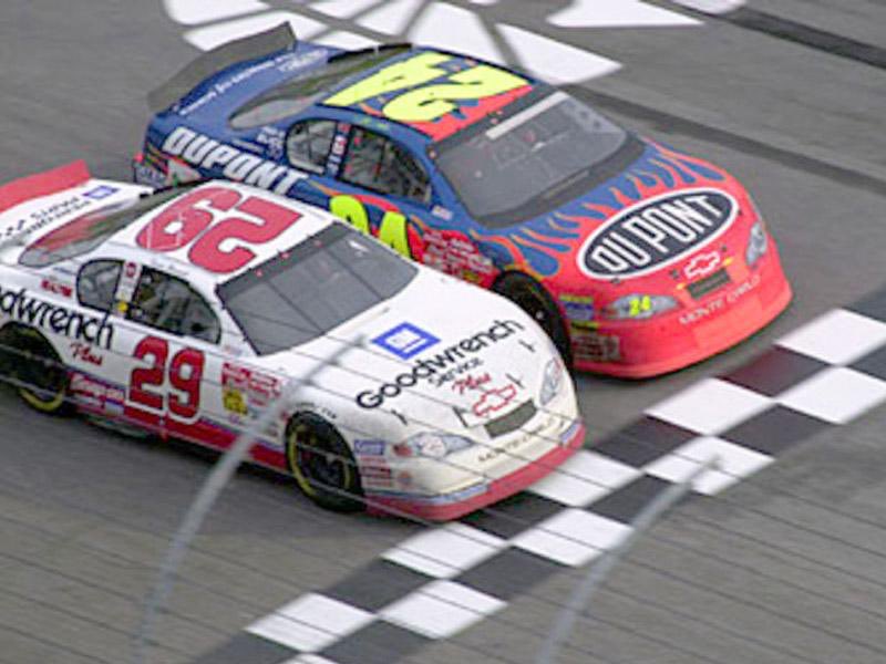 Interesting stat:

Jeff Gordon and Kevin Harvick’s 1st and last win came exactly 7,826 days apart

Jeff Gordon:
1st Win - May 29, 1994
Final Win - November 1, 2015
Days Between: 7,826

Kevin Harvick:
1st Win - March 11, 2001
Final Win - August 14, 2022
Days Between: 7,826