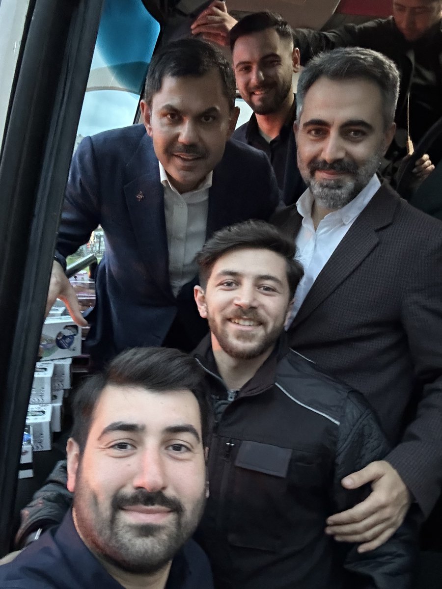 İSTANBUL MURADINA ERECEK 

YENİDEN İSTANBUL, ŞİMDİ İSTANBUL, SADECE İSTANBUL!

<a href="/murat_kurum/">Murat KURUM</a>