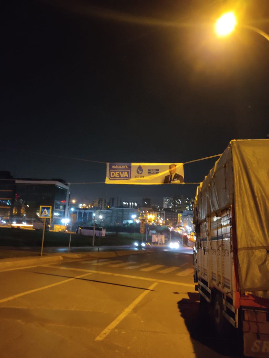 Bağcıların devası hazır
⁦<a href="/alibabacan/">Ali Babacan</a>⁩ ⁦<a href="/emin_ekmen/">Mehmet Emin Ekmen</a>⁩ ⁦<a href="/medeniylmz/">Dr. Medeni Yılmaz</a>⁩ ⁦<a href="/myeneroglu/">Mustafa Yeneroğlu</a>⁩ ⁦<a href="/isiklarerdem/">Erdem Işıklar</a>⁩ ⁦<a href="/devabagclar/">Deva Partisi Bağcılar İlçe Başkanlığı</a>⁩