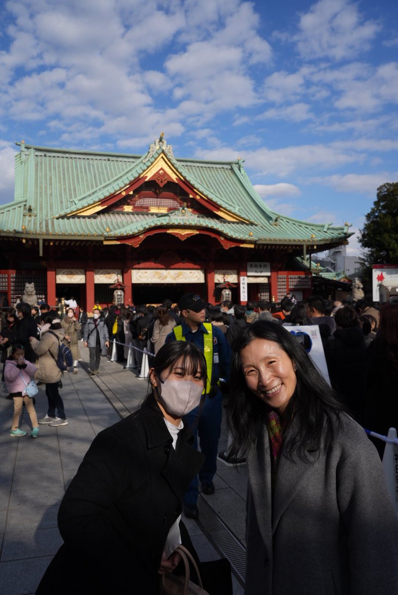 kevinamontalvo's tweet photo. Our last day in Tokyo is complete, we caught up with our friend Yu-san, who surprised us with birthday presents 🐇🥰🐐🥰!

We offered our prayers at Kanda Shrine, then enjoyed going for a ride in a swan rental and walked around the city 😊

Today was goated! 
Tomorrow: 🛫 🌐🗽 https://t.co/ObGldloyAd