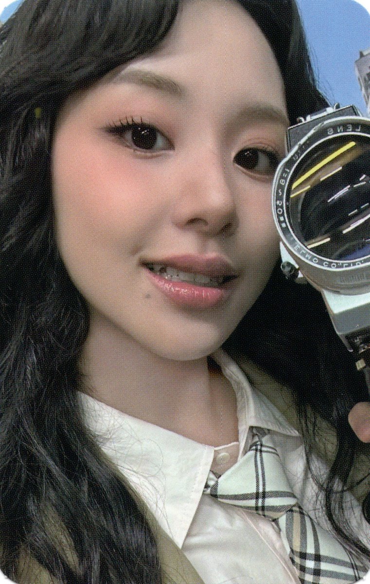 nonapaper's tweet photo. Work distance relationship
#chaehao #chaeeisa https://t.co/KyFzc7Dqtv