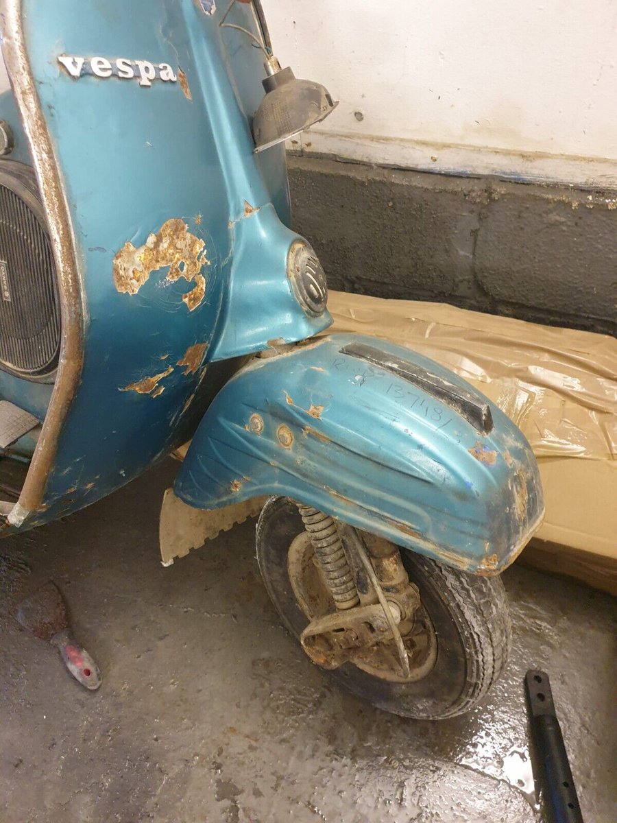 BarnFindsUK's tweet photo. Ad: Vespa VBC 150
On eBay here -->> https://t.co/frXyokEvxh
#VespaVBC150 #VespaForSale #VintageScooter #ScooterLove #RetroRide #ClassicVespa #ScooterLife #VespaCommunity #VintageVespa https://t.co/KWhPKnIRDa