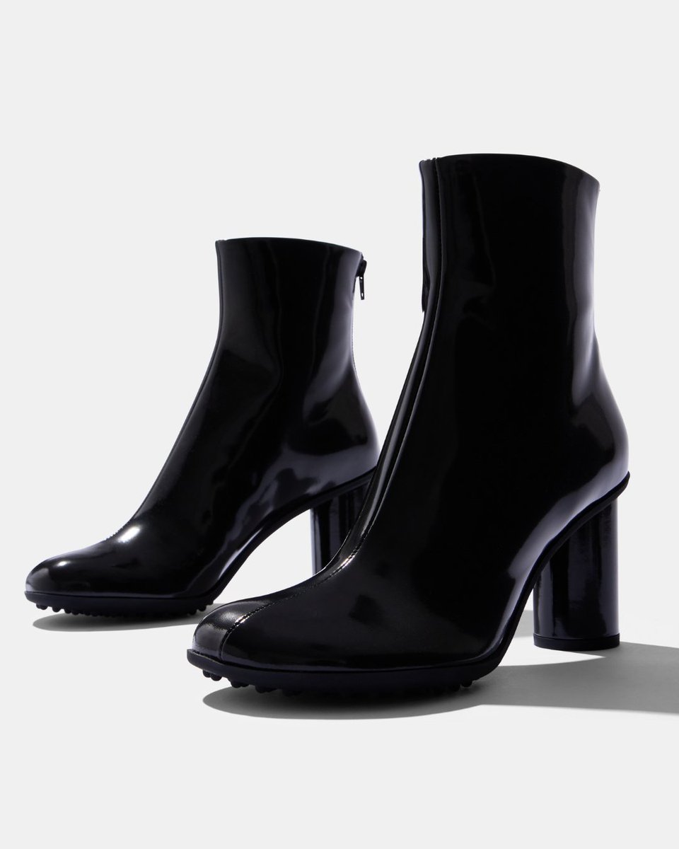 LuisaViaRoma's tweet photo. Boot season reigns on! From chic heeled options to timeless equestrian-style classics, your perfect winter shoe awaits ► https://t.co/Jw9nTatOI5 https://t.co/tPvaSXctUd