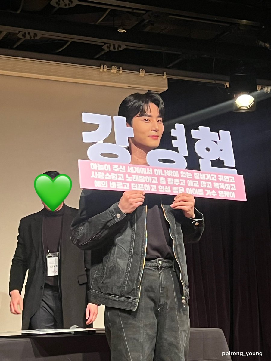 youngk's dimple & flower pose lover tweet media