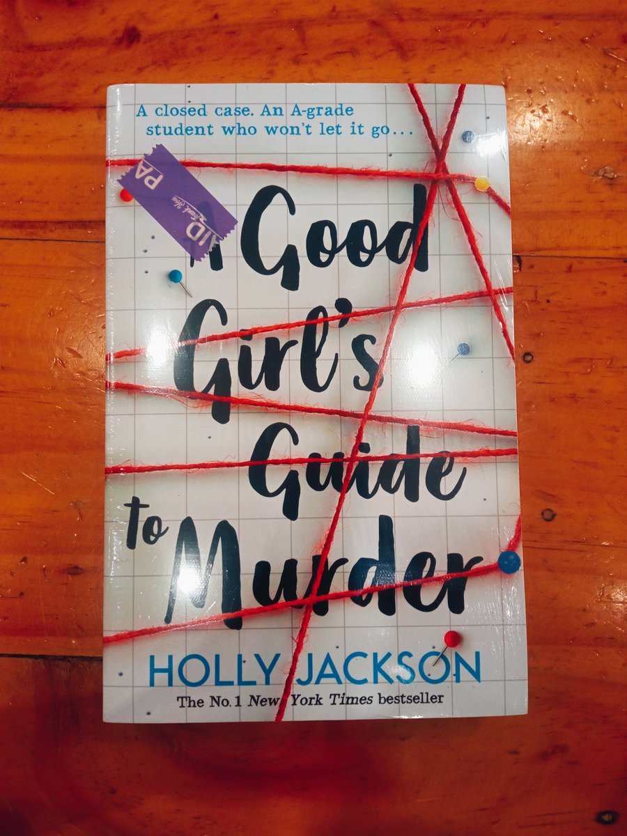 vie2202's tweet photo. My #currentlyreading for this week/month : #Agoodgirlsguidetomurder so far so good. Belum boring sampai di tengah buku. Di antara buku fiksi kriminal yg pernah ku baca, ini tergolong yg gaya penuturannya ringan. #BookRecommendations #bookworm #booktwt https://t.co/jqdOkRQggK