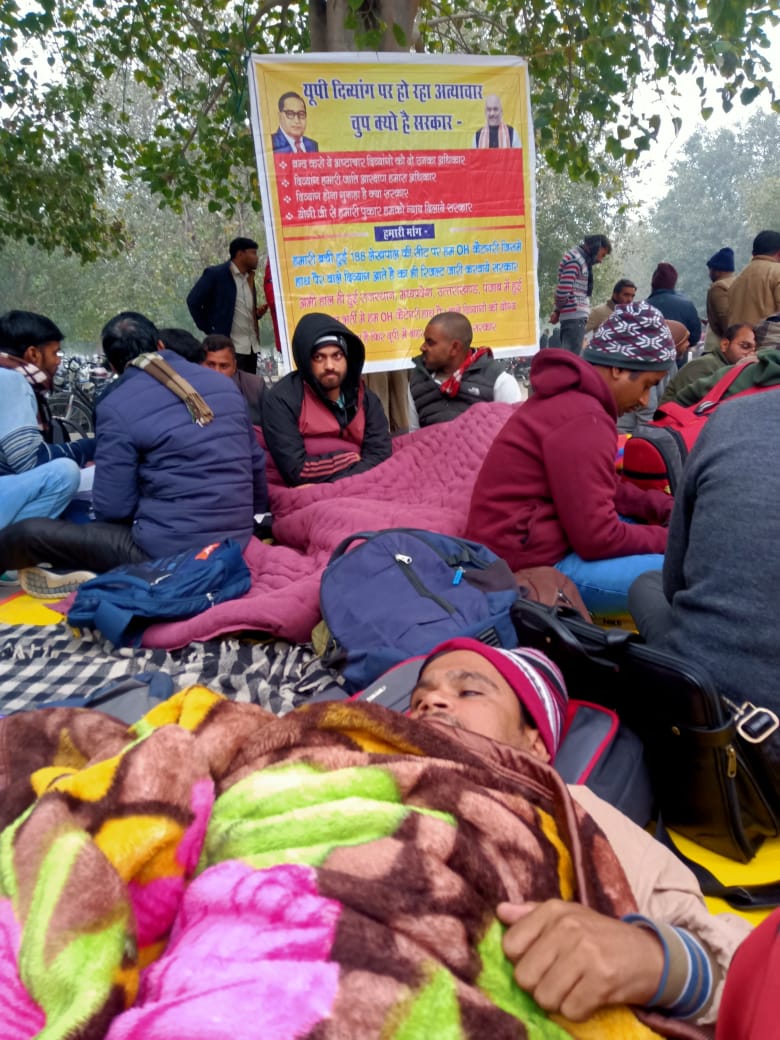 ASP4UP's tweet photo. योगी सरकार से हमारी मांग है कि ये अन्याय न करें ,इन "दिव्यांग अभ्यर्थियों का भविष्य विकलांग" न करे और दिव्यांग अभ्यर्थियों का फाइनल परिणाम शीघ्र जारी करें। https://t.co/ZZcg9c32ZE