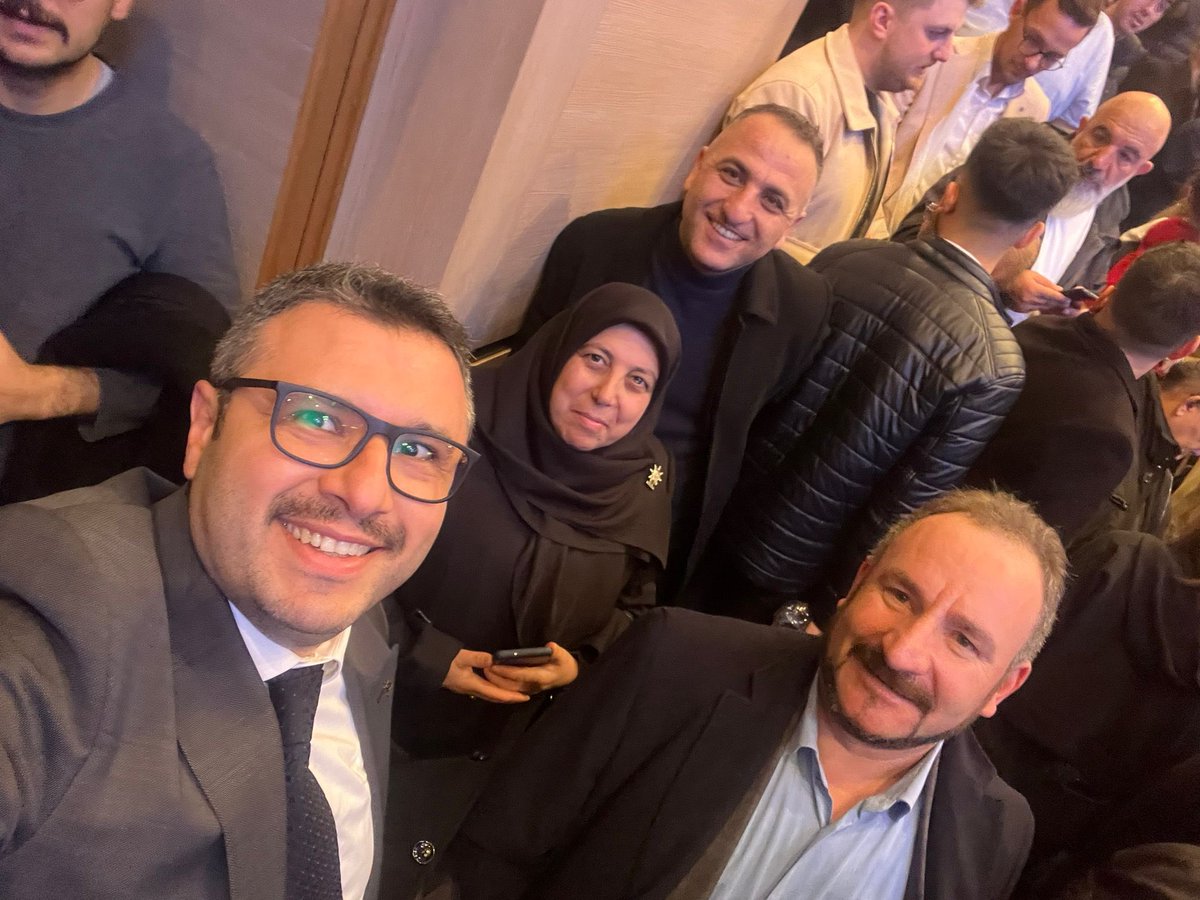 SebahattinOlcay's tweet photo. Yeniden İstanbul 
Hazırız, Kararlıyız https://t.co/UJ5feZH6QN