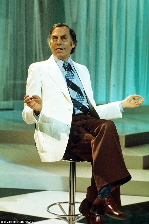 Larry Grayson (parody homage) tweet media