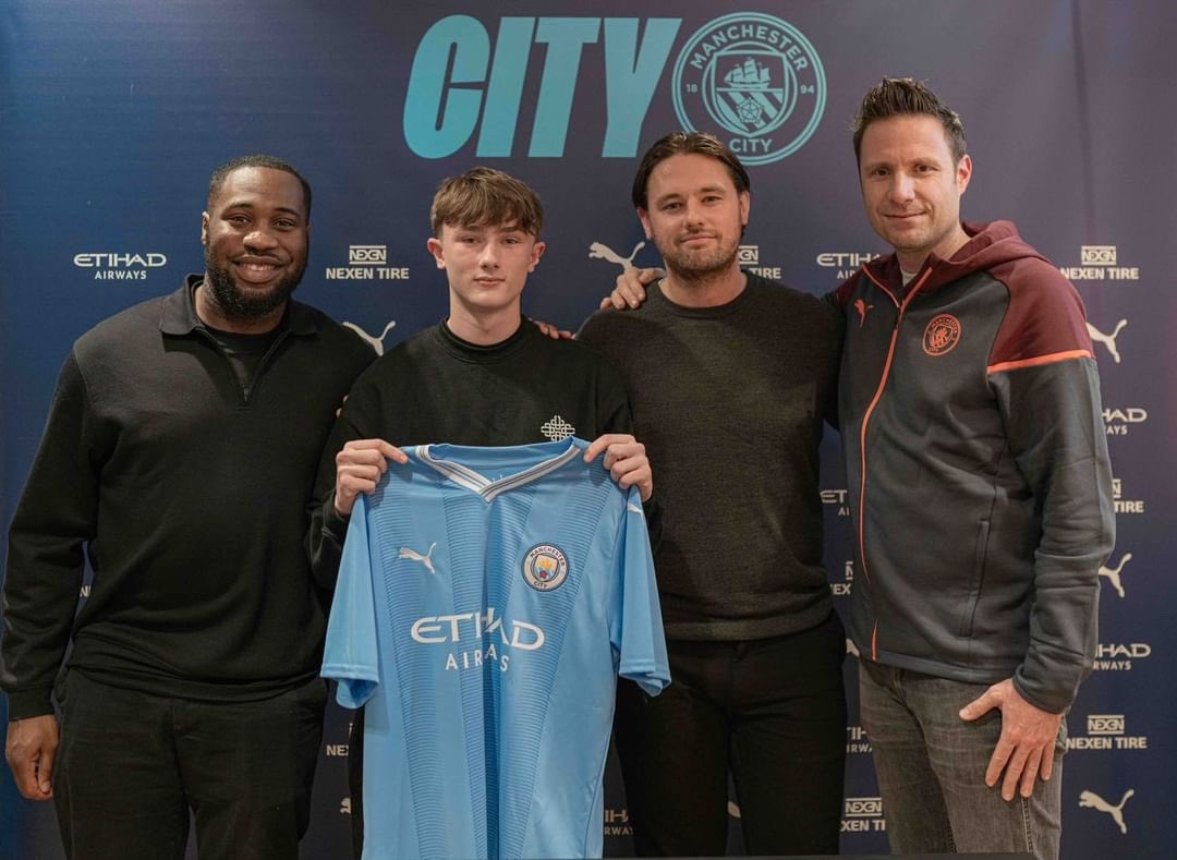 FabrizioRomano's tweet photo. 🚨🔵 English talent Finlay Gorman signs in as new Manchester City player from Leeds United, deal completed.

2008 born top talent turned down many bids to accept Manchester City project, agreement now official.

Here we go, confirmed. https://t.co/IslO7DaH3D
