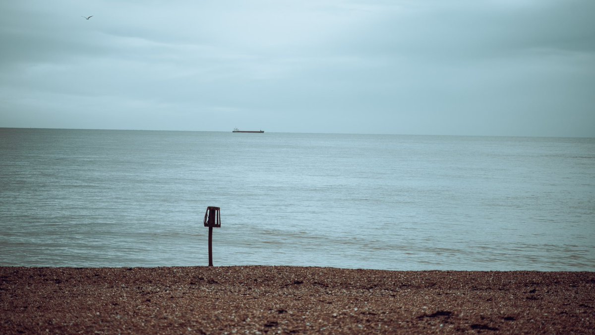 I’m very lucky to live in a town with so many historical and amazing landscapes.

@Deal_Town has an amazing pier and seaside view.

#dealkent #landscape #seaside #seascape #landmarks #history #streetphotography 

@bbcsoutheast @Kent_Online