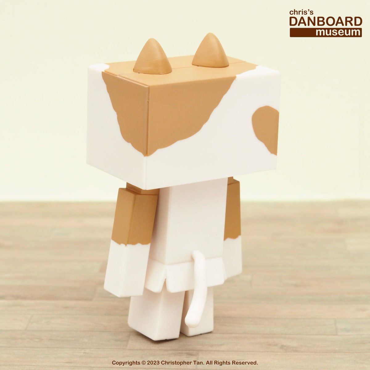 danboardmuseum's tweet photo. Sentinel Nyanboard - Bicolor (Orange) - Collection 2, released in May 2016 😺 … https://t.co/Z7LVWQaBFl 🌟 … #nyanbo #nyanboard #danbo #danboard #ダンボー #よつばと #にゃんぼー #danboardmuseum #danboardphotography #danbophotography #danbolove #danbogram #toyphotography #cute https://t.co/svH2tCTV8J