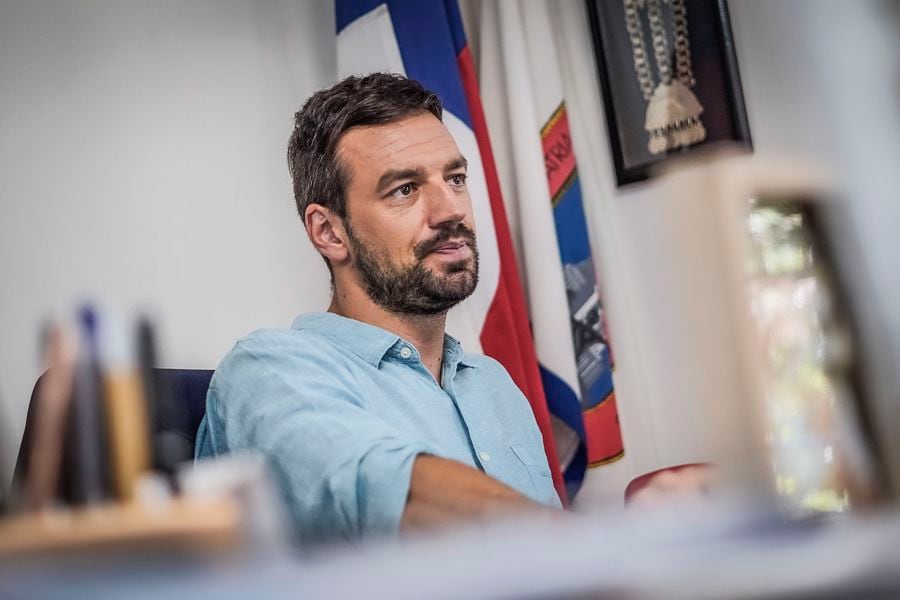 latercera's tweet image. #LTDomingo | Tomás Vodanovic: “El Frente Amplio ya cumplió la etapa de los símbolos y tiene que entrar de lleno en la etapa de la gestión” bityl.co/NQOd