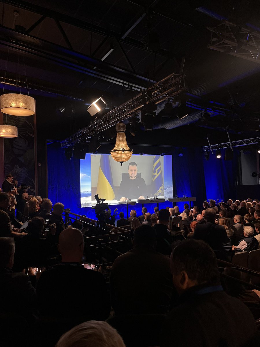 Ukrainas president inleder Folk och Försvars rikskonferens 2024. Följ konferensen live här: youtube.com/live/BUhMcDVcS… #fofrk