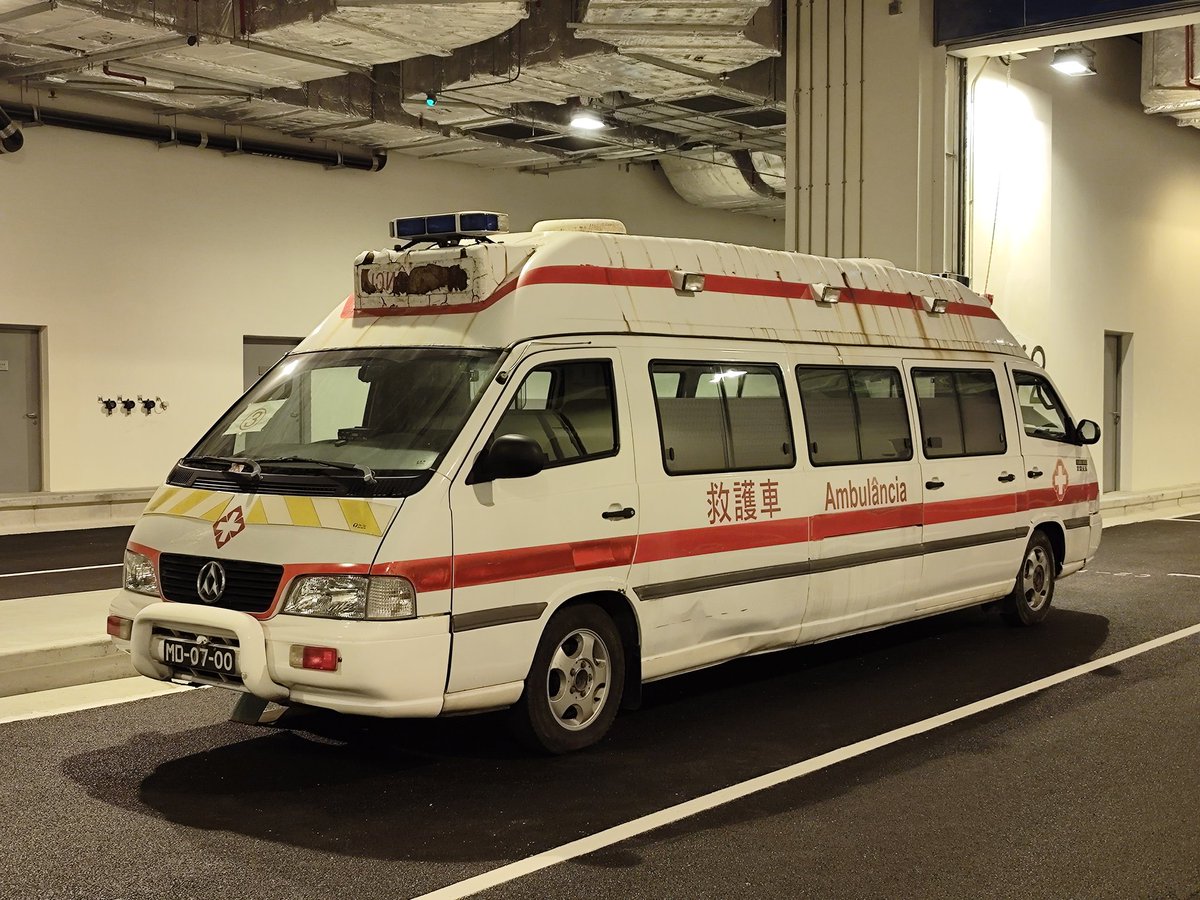 地铁八号线 tweet media