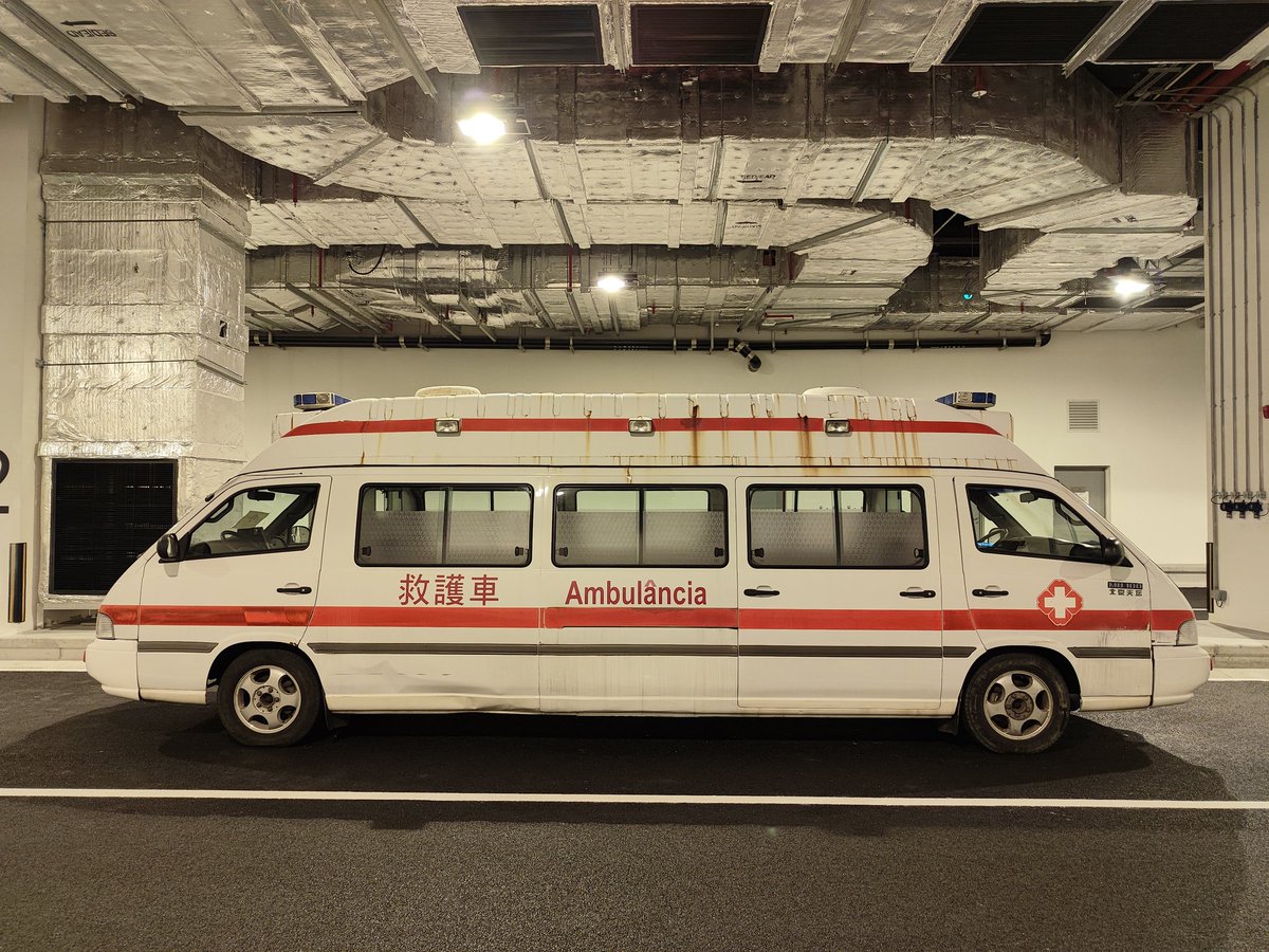 地铁八号线 tweet media