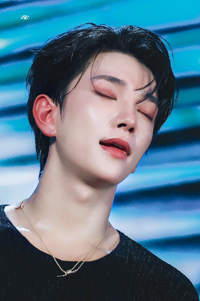K2_1230_'s tweet photo. 240106 GDA 👄

#세븐틴 #seventeen
#조슈아 #joshua 

HD 🔗：https://t.co/7tbVNYSq4F https://t.co/FM81gZykdK