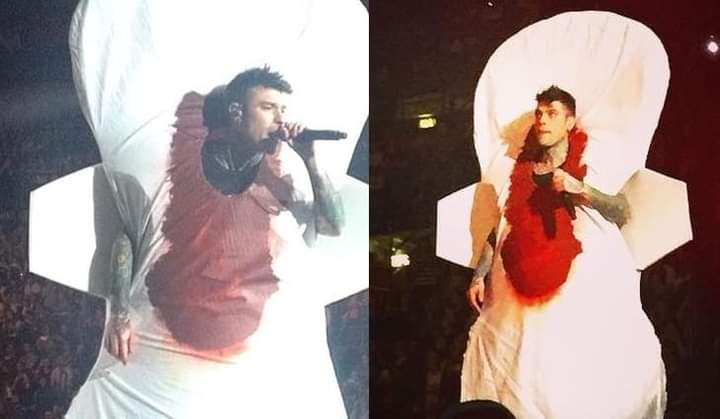 Domenico_196908's tweet photo. Fedez: "lasciate in pace mia moglie, la nostra è una famiglia seria".  Detto da uno che si esibisce vestito da assorbente sporco di sangue. #fedez #Ferragni #ferragnez #pandorogate
📷 https://t.co/VDqB56DDHc