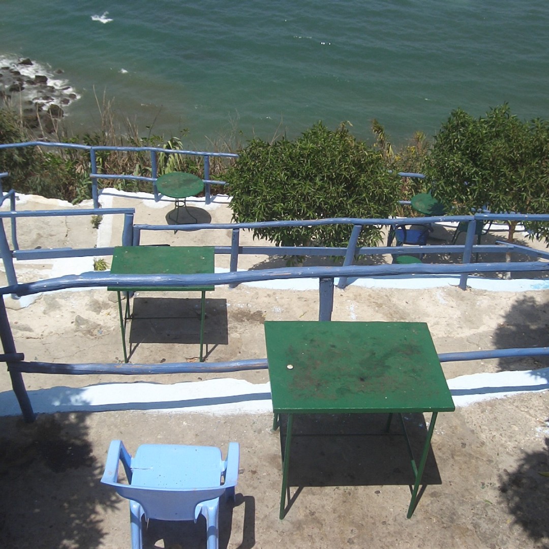 DescMarruecos's tweet photo. Tánger, entrada del Estrecho de Gibraltar.
Es una ciudad internacional con vistas impresionantes.
Curiosidad: El Café Hafa ha sido punto de encuentro de artistas y escritores, ofreciendo vistas al Atlántico que inspiran la creatividad.
#descubremarruecos #Tánger https://t.co/th3hG48kMM