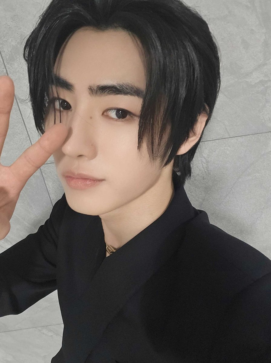 ENHYPEN_members's tweet photo. https://t.co/KWHhXhRtw6