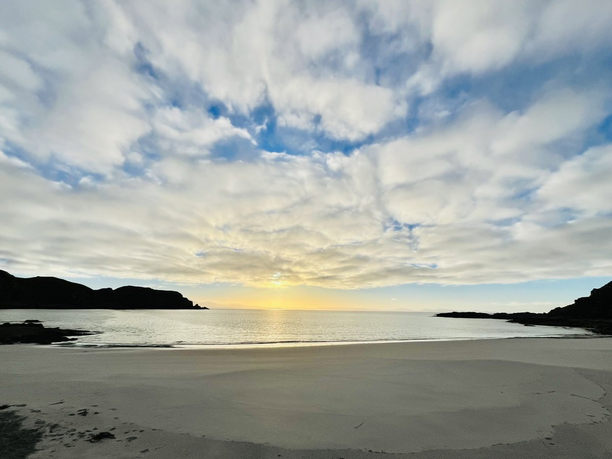 InEilidh's tweet photo. Caught the morning low tide today at #CamasDaraich beach at #PointOfSleat #Skye before the waves cover the white sands this afternoon. Another stunning day - welcome after the stormy weather of recent weeks. https://t.co/jUPq7hlge1