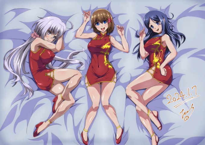 今年もよろしくお願い致します( ˘ω˘)人

新年はやてさんとクリスちゃんとナデちゃん 