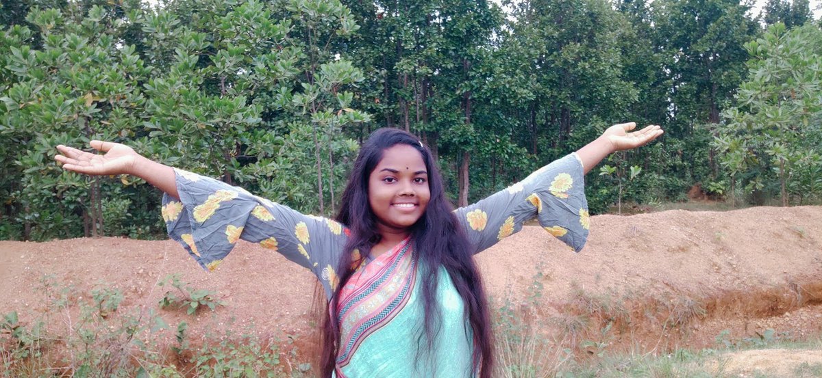 MinzNilofar's tweet photo. वे कभी नहीं समझेंगे हसदेव उजड़ने का दर्द, जिनको गमले में फूल उगाकर ही प्रकृति- संरक्षण की संतुष्टि मिलती हो।
@VickyMinz8

#हसदेव_जंगल_बचाओ
#SaveHasdeo
#हसदेव_बचाओ_आदिवासी_बचाओ https://t.co/tIKSToNLsd