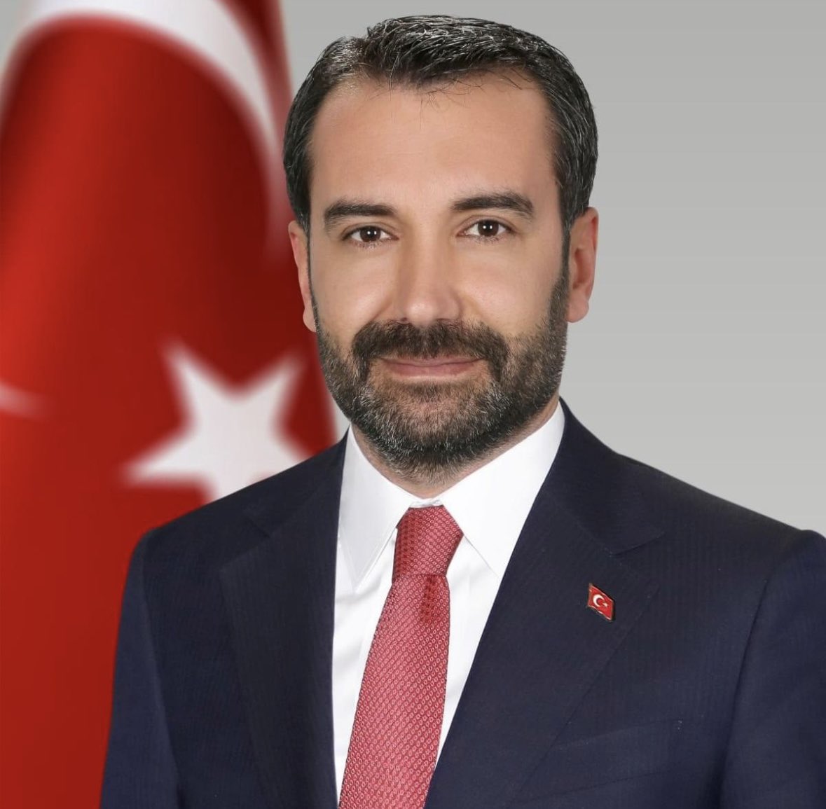 Elazığ Belediye Başkanlığı görevine tekrardan aday gösterilen kıymetli Başkanımız <a href="/sahin_serifoglu/">Şahin Şerifoğulları 🇹🇷</a>’na başarılar dilerim. Allah hayırlı hizmetler yapmayı nasip eylesin..
