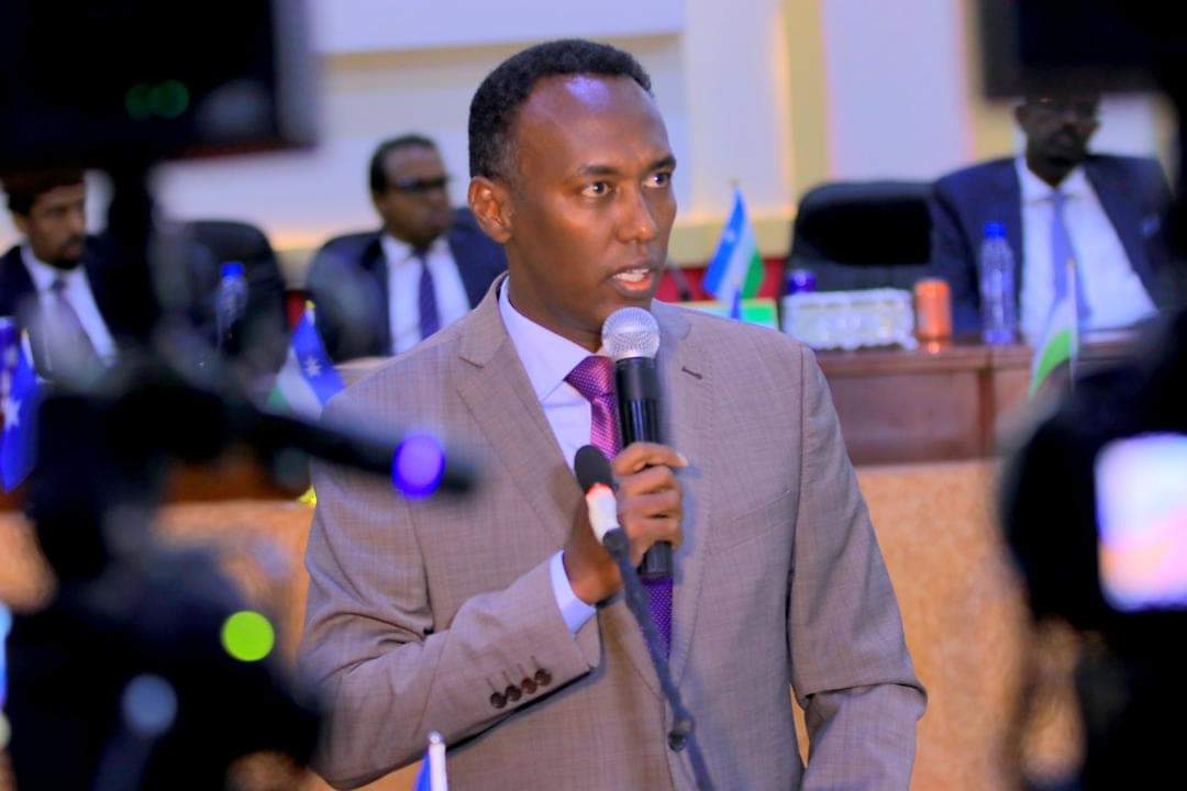 JamaMhassan's tweet photo. Puntland president Tomorrow insha Allaah 
@GuledS_ 
@GuledforPL2024 
A Visionary leader https://t.co/W6A0v9kYqy